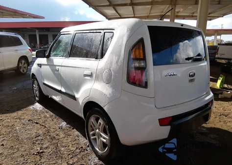 2010 Kia Soul + из США, поврежденный, VIN KNDJT2A26A7702436